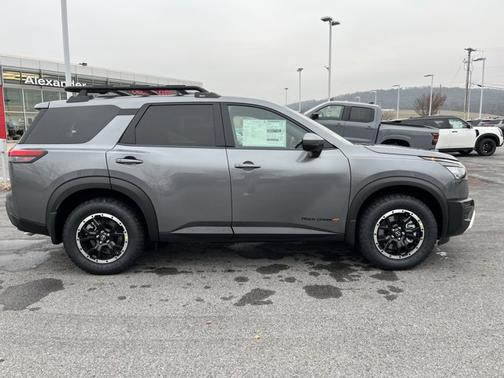 2025 Nissan Pathfinder Rock Creek