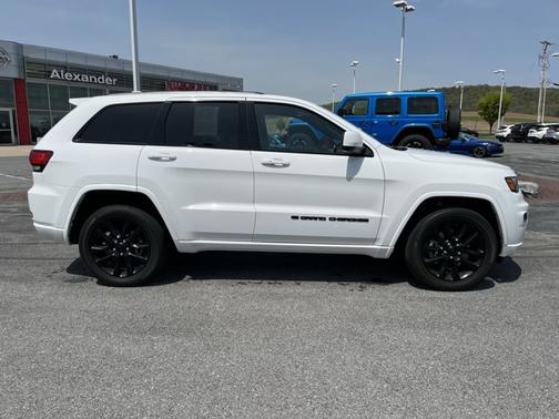 2022 Jeep Grand Cherokee WK Laredo X