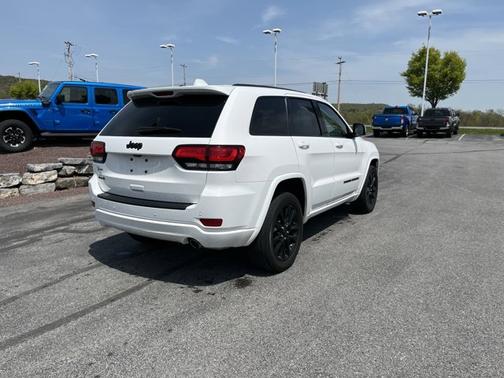 2022 Jeep Grand Cherokee WK Laredo X