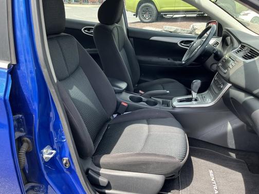 Blue Metallic 2014 Nissan Sentra SR