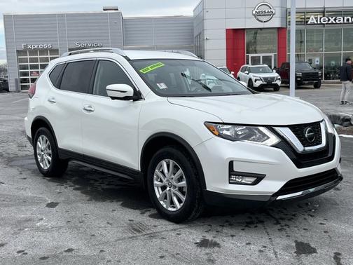 2018 Nissan Rogue SV