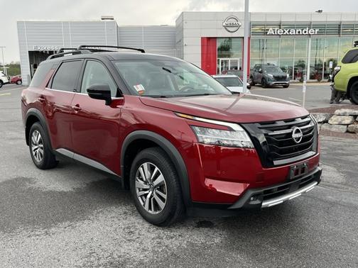 Super Black 2023 Nissan Pathfinder SL