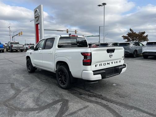 2026 Nissan Frontier SV