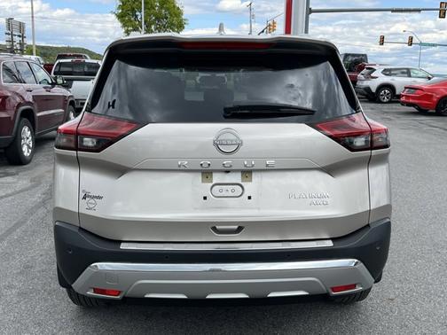 Champagne Silver Metallic 2023 Nissan Rogue Platinum