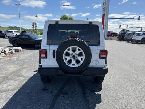 2021 Jeep Wrangler Unlimited Islander