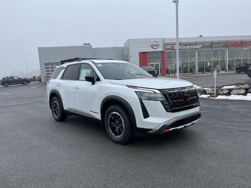 2026 Nissan Pathfinder Rock Creek