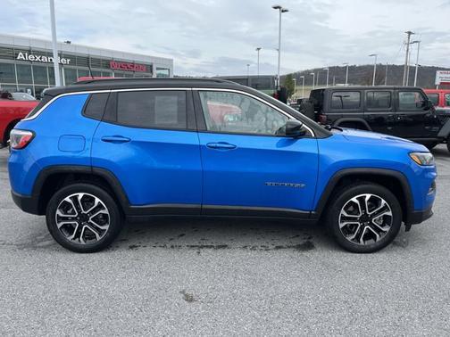 Laser Blue Pearlcoat 2023 Jeep Compass Limited