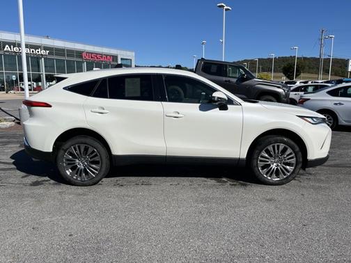 2022 Toyota Venza 