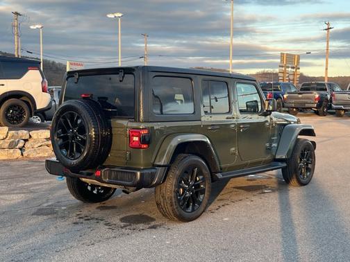 2023 Jeep Wrangler Sahara