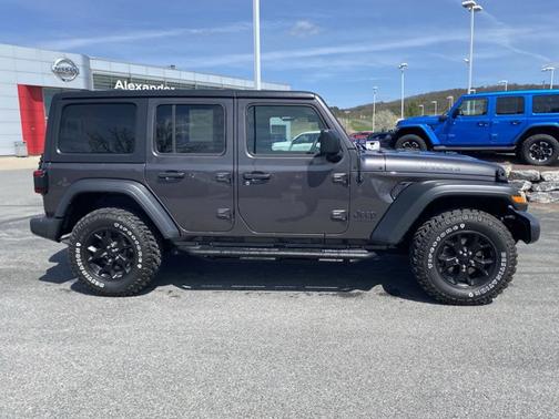 2021 Jeep Wrangler Unlimited Willys