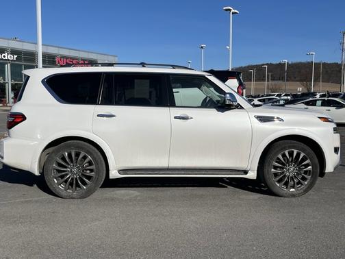 2023 Nissan Armada Platinum