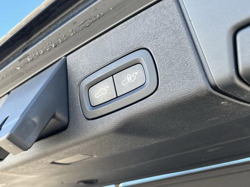 2021 Volvo XC60 Momentum