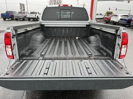 2017 Nissan Frontier SV V6