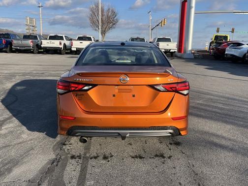 2022 Nissan Sentra SR