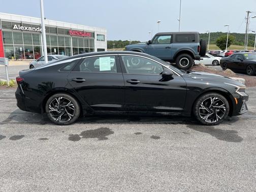 2025 Kia K5 GT-Line