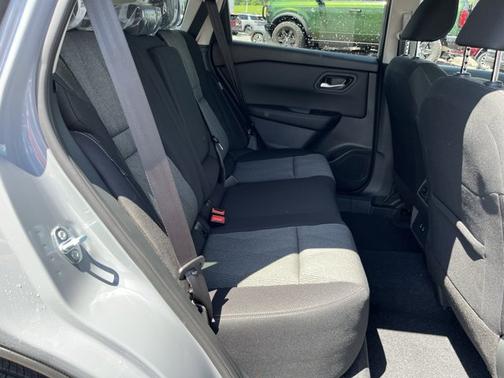 Boulder Gray Pearl 2026 Nissan Rogue SV