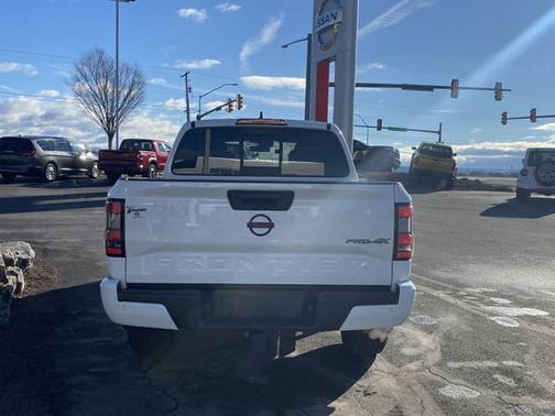 2022 Nissan Frontier PRO-4X