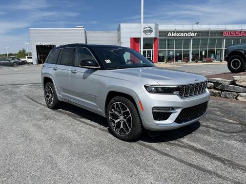 2022 Jeep Grand Cherokee Summit Reserve