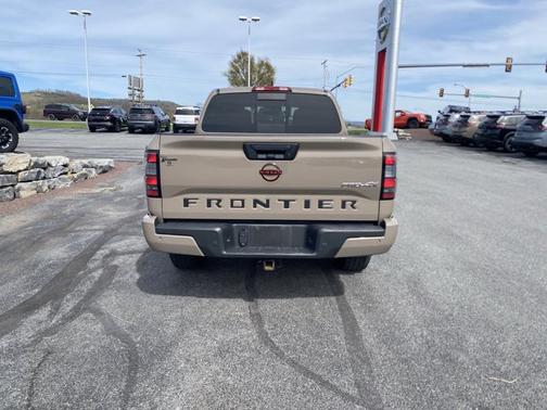 2023 Nissan Frontier PRO-4X