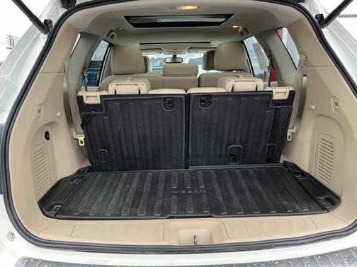 2017 Nissan Pathfinder Platinum