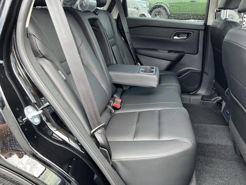 Super Black 2026 Nissan Rogue Dark Armor
