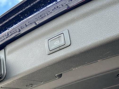 2023 Audi Q3 S line Premium