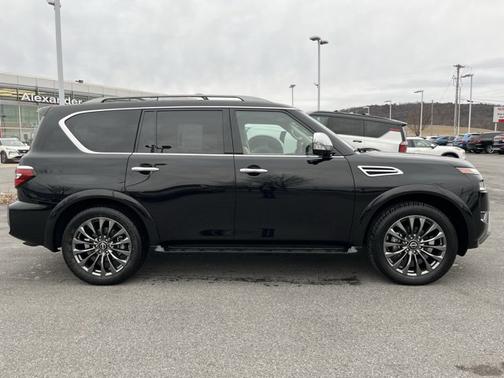 2023 Nissan Armada Platinum