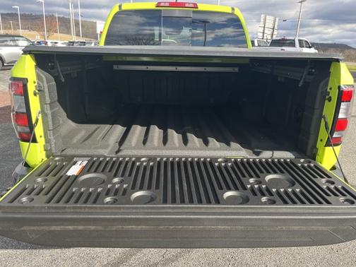 2026 Nissan Frontier PRO-4X w/R Package