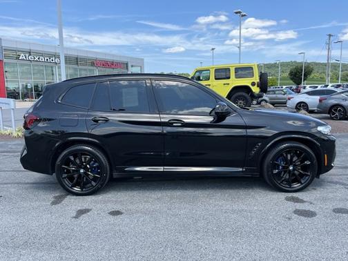 2024 BMW X3 M40i
