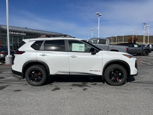 2026 Nissan Rogue Rock Creek