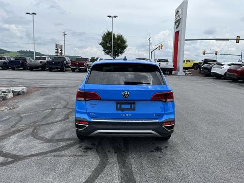 2022 Volkswagen Taos SEL