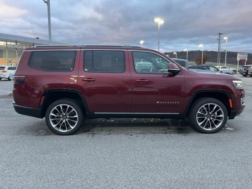 2022 Jeep Wagoneer Series III