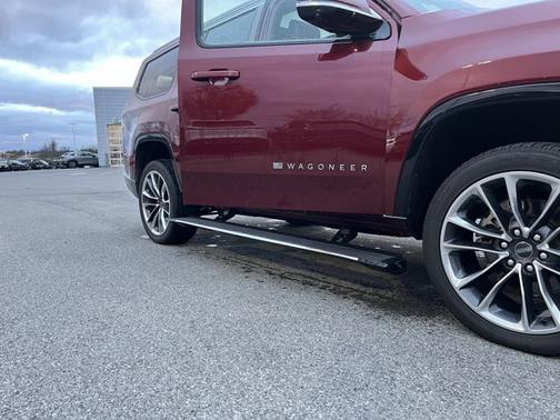 2022 Jeep Wagoneer Series III