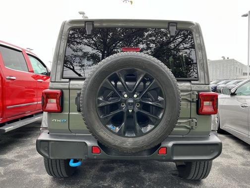 2023 Jeep Wrangler Sahara