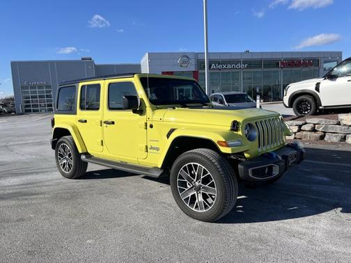 2023 Jeep Wrangler Sahara