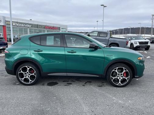 2024 Alfa Romeo Tonale Veloce