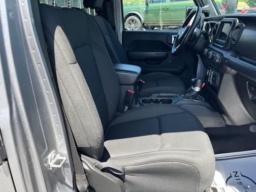 Billet Silver Metallic Clearcoat 2020 Jeep Gladiator Sport S