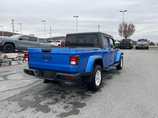 2021 Jeep Gladiator Sport S