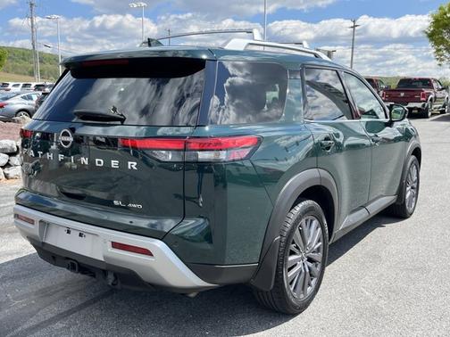 Green Pearl 2023 Nissan Pathfinder SL