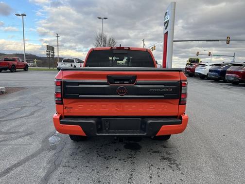 2026 Nissan Frontier PRO-4X w/R Package