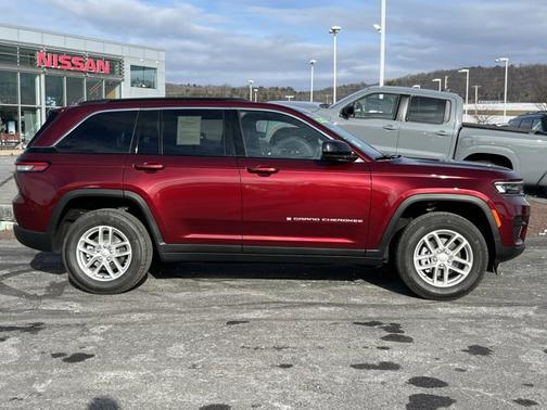 2025 Jeep Grand Cherokee Laredo X