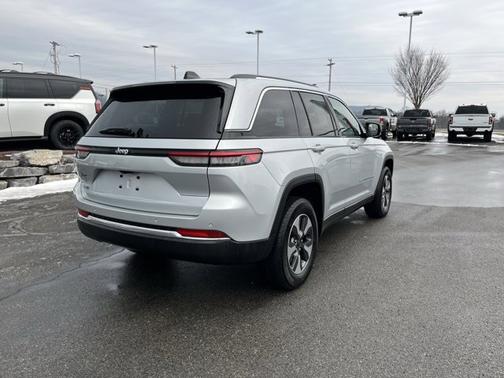 2022 Jeep Grand Cherokee 4xe