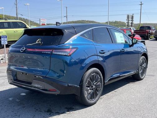 Aurora Blue Pearl Metallic/Super Black 2026 Nissan Murano Platinum