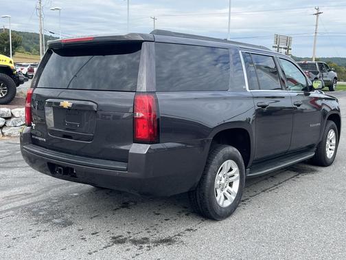 Tungsten Metallic 2016 Chevrolet Suburban LT