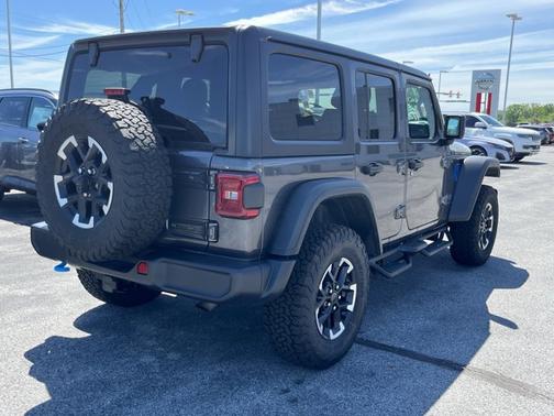 Granite Crystal Metallic Clearcoat 2024 Jeep Wrangler 4xe Rubicon