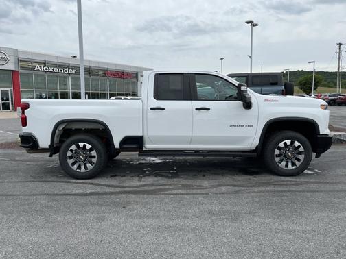 2024 Chevrolet Silverado 2500 Custom