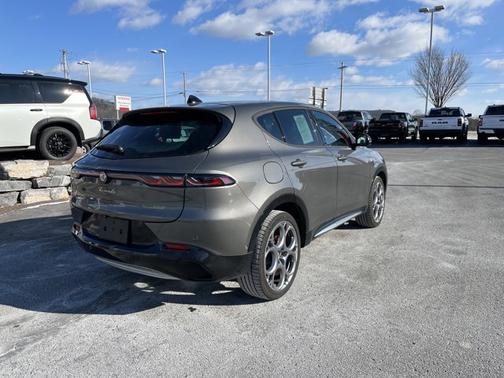 2024 Alfa Romeo Tonale Ti