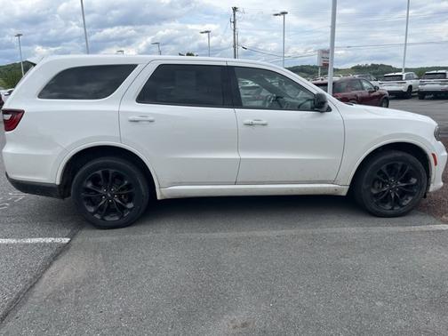 White 2021 Dodge Durango SXT Plus