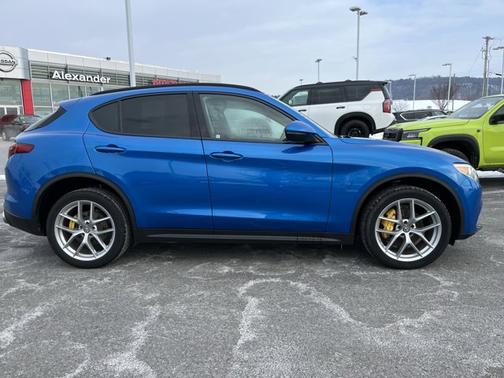 2018 Alfa Romeo Stelvio Ti Sport