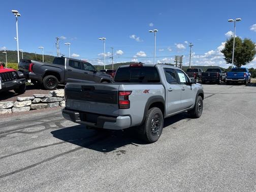 2025 Nissan Frontier PRO-4X